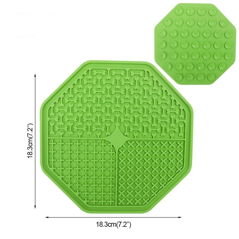 WuffWear - Soothing Lick Mat for Dogs & Cats