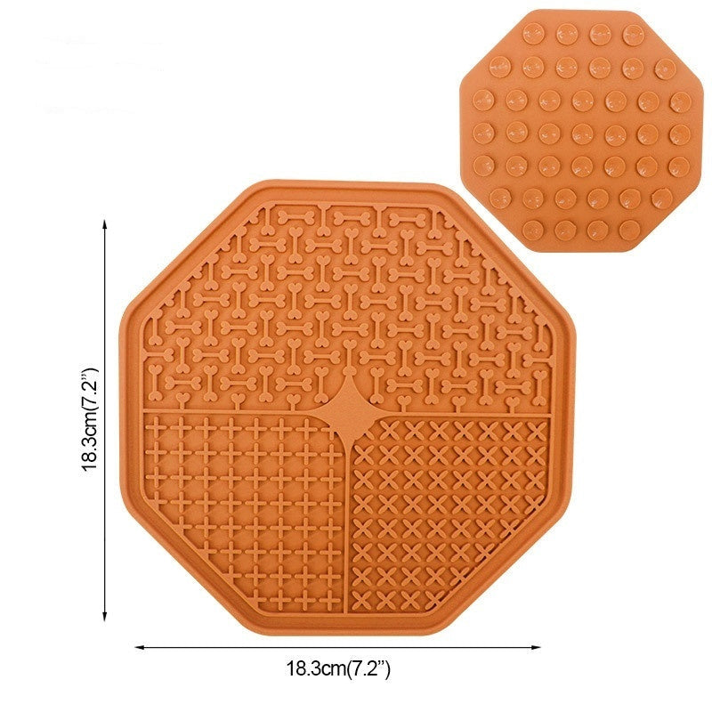 WuffWear - Soothing Lick Mat for Dogs & Cats